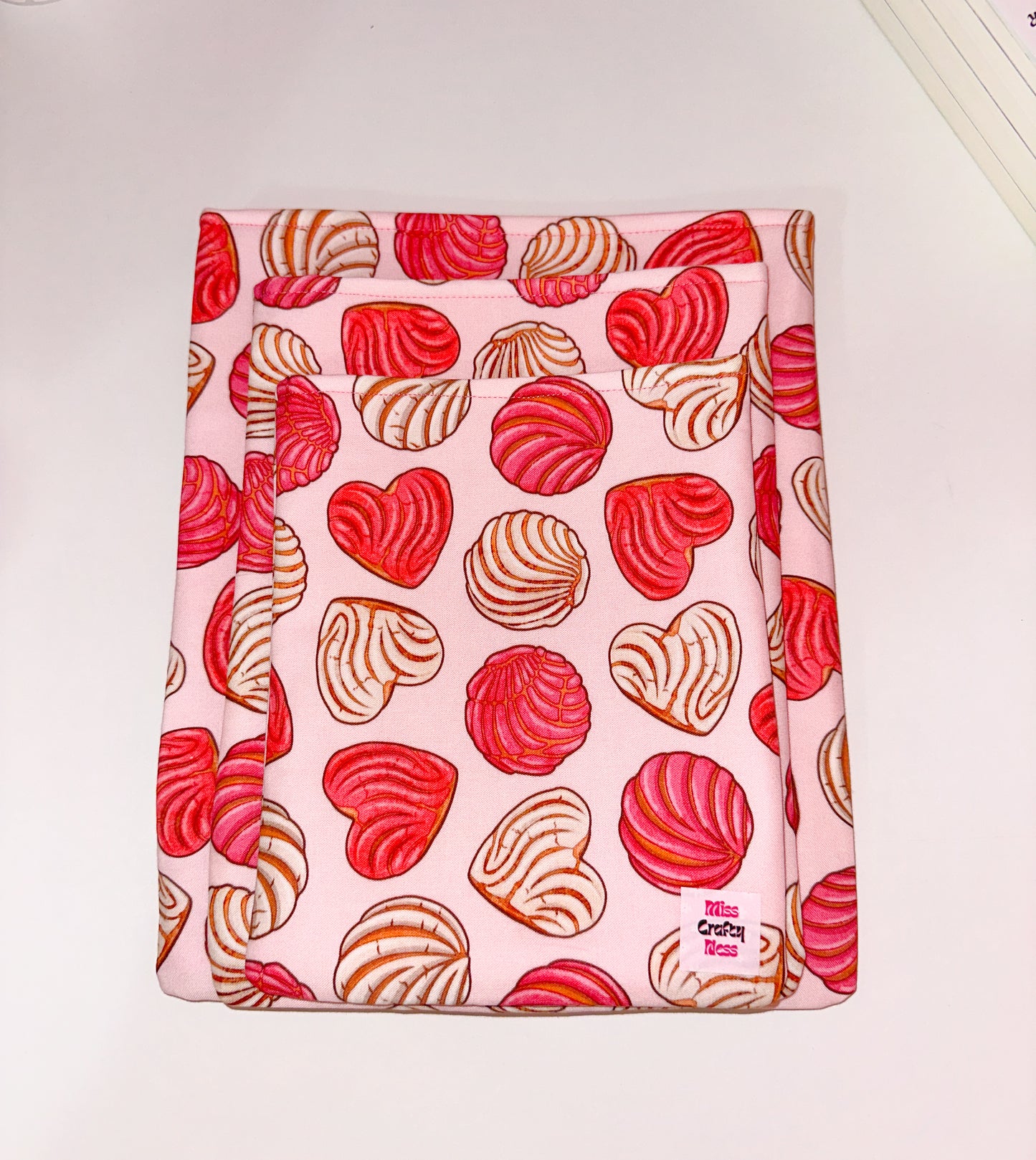 Conchita book sleeve