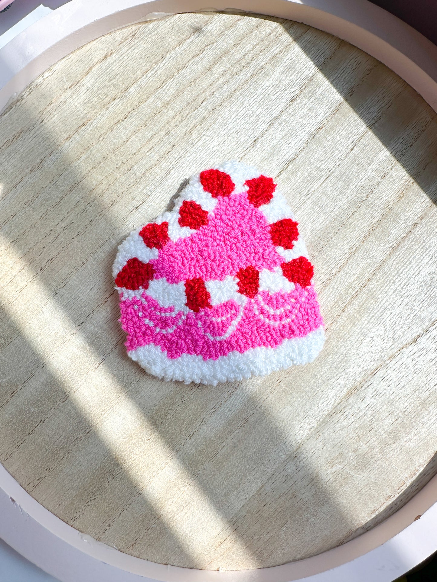 Cake mug rug coaster
