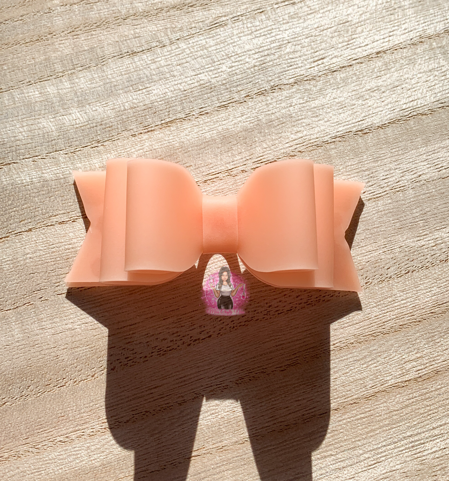 Peach jelly bow straw topper