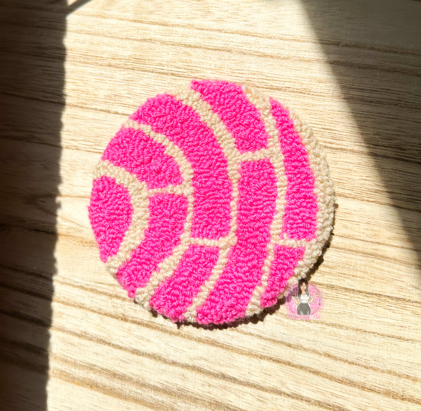 Conchita mug rug coaster
