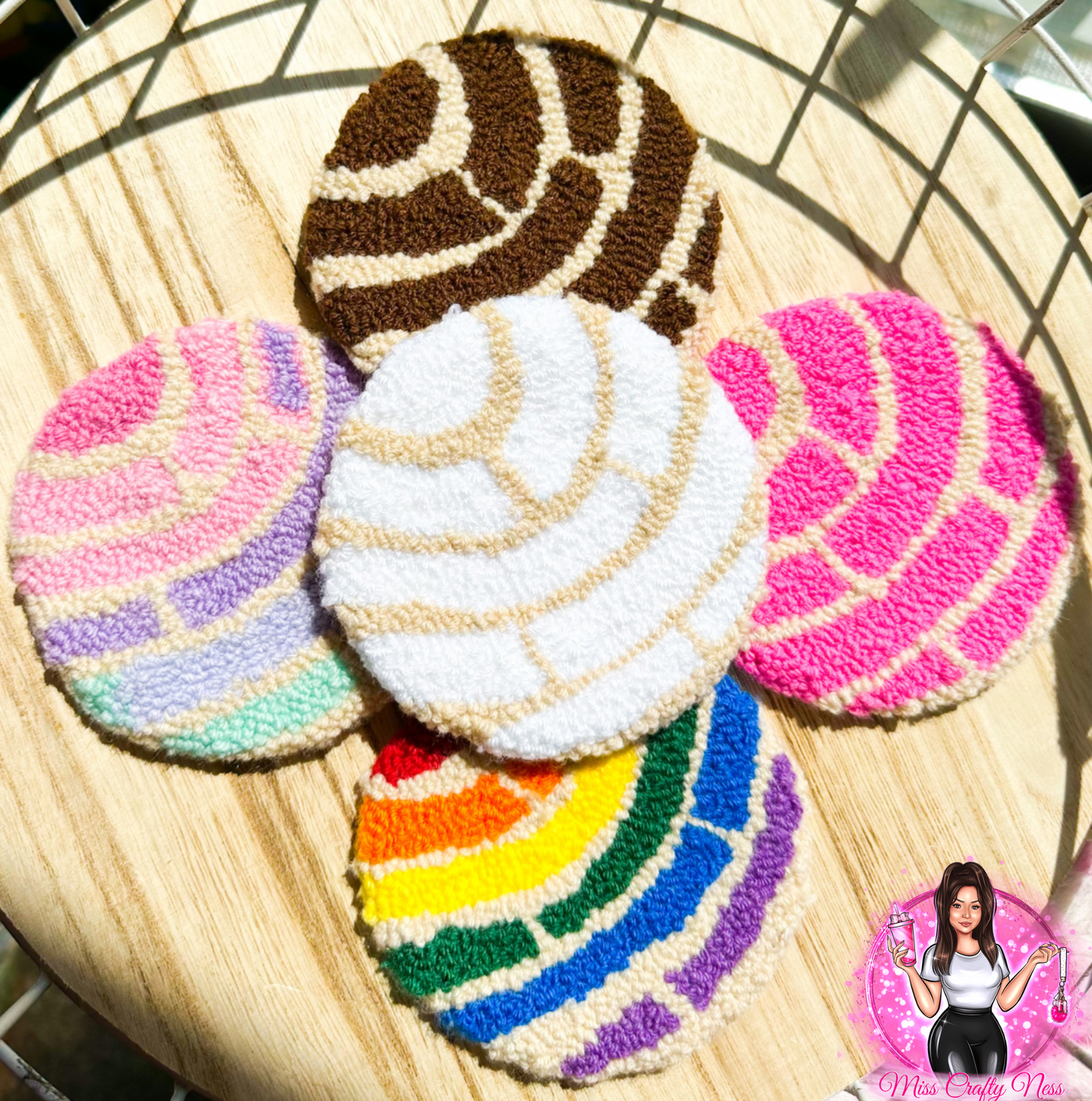 Conchita mug rug coaster