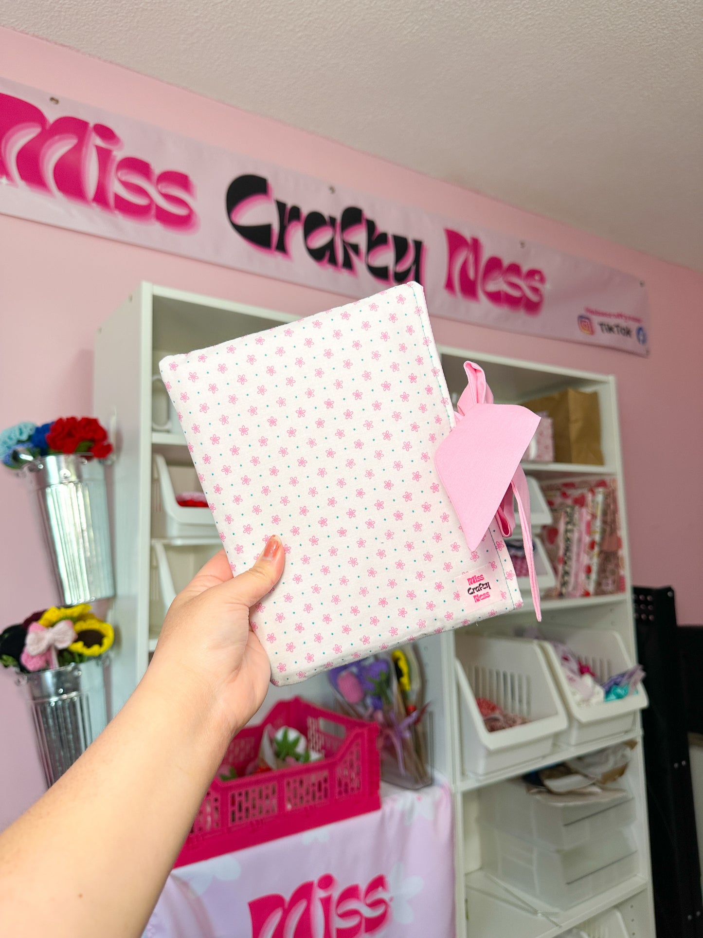 Small flower book sleeve