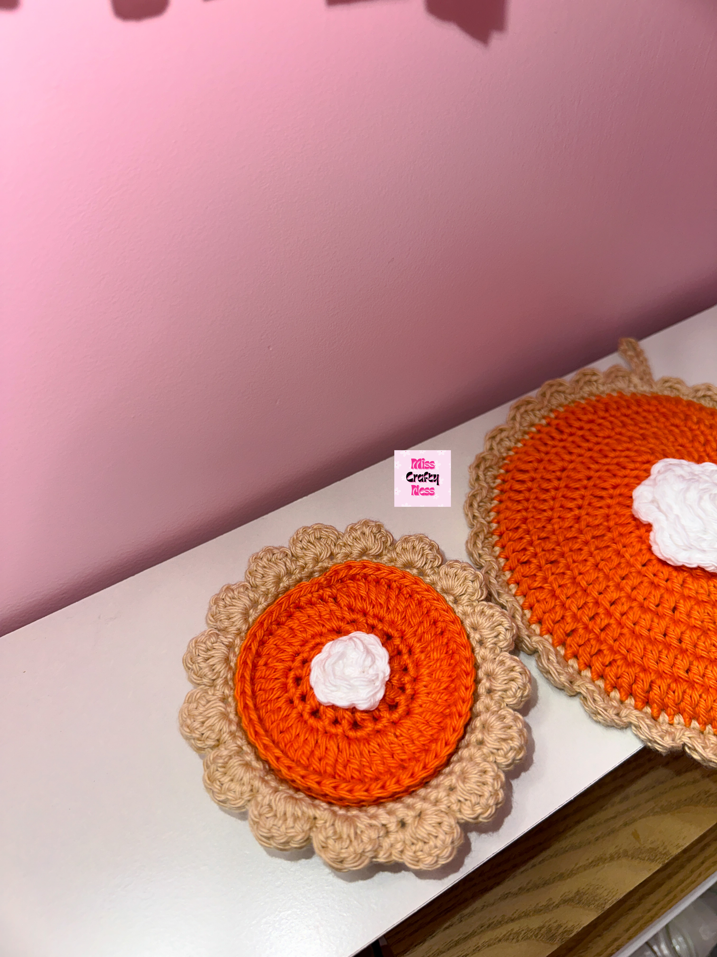 Crochet pumpkin pie coaster pack
