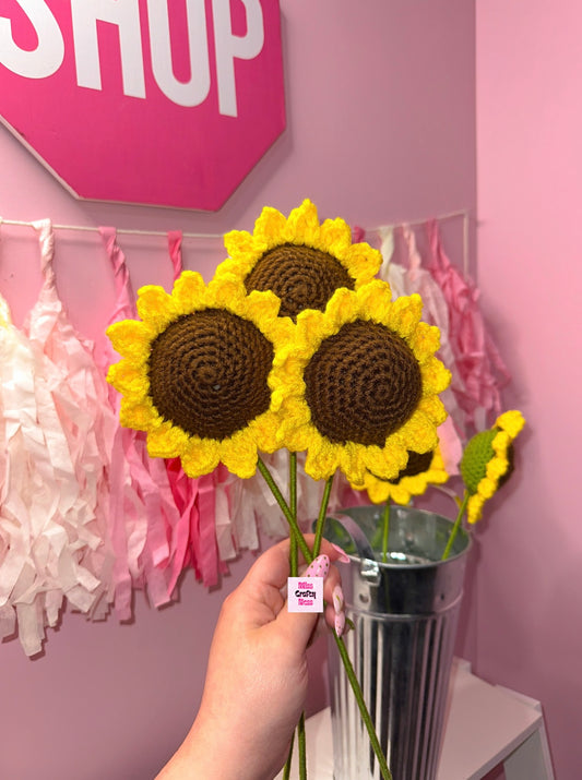 Crochet sunflower