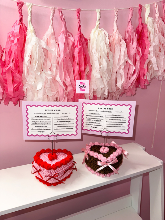 Crochet Heart cake photo holder