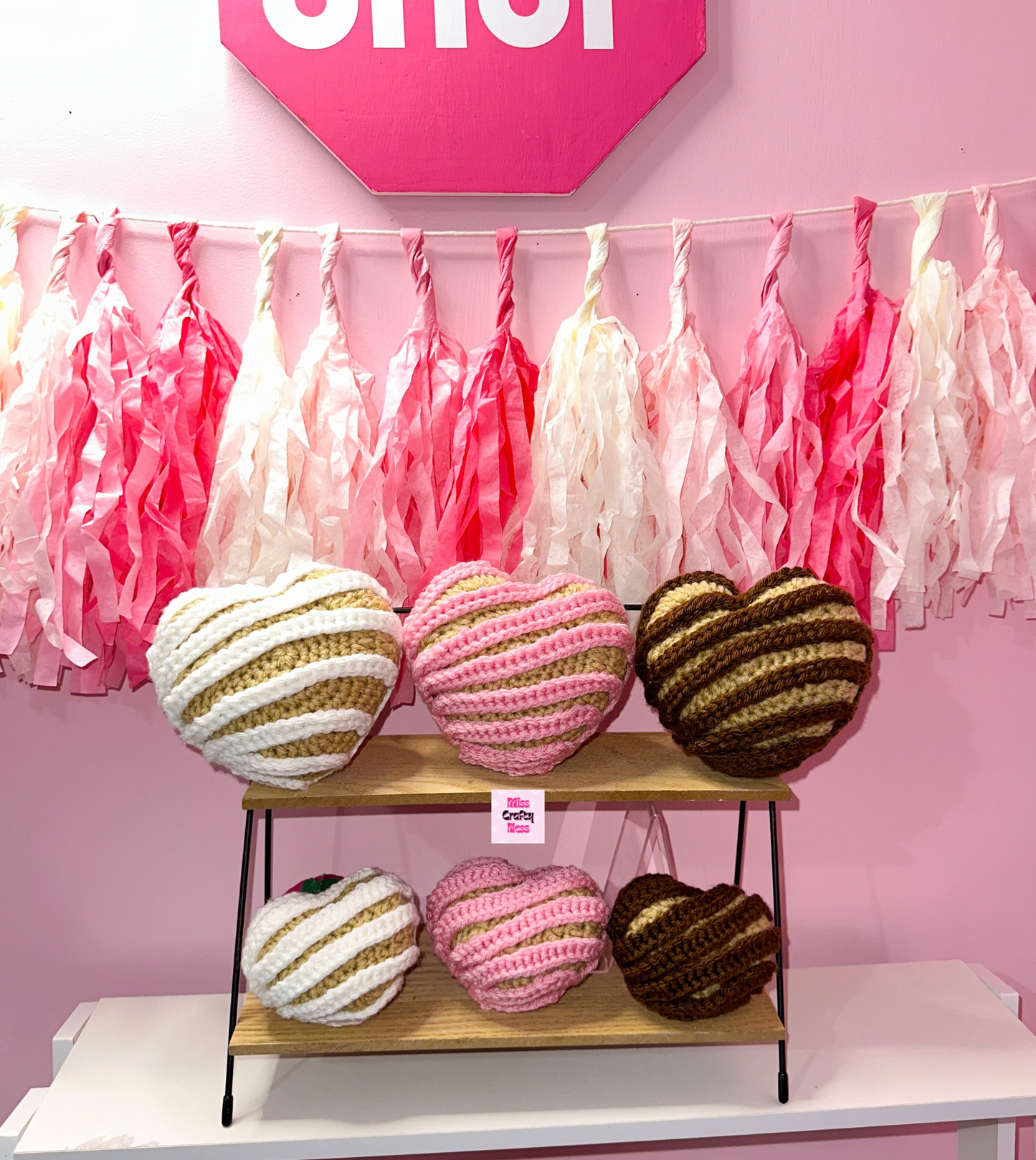 Crochet heart concha