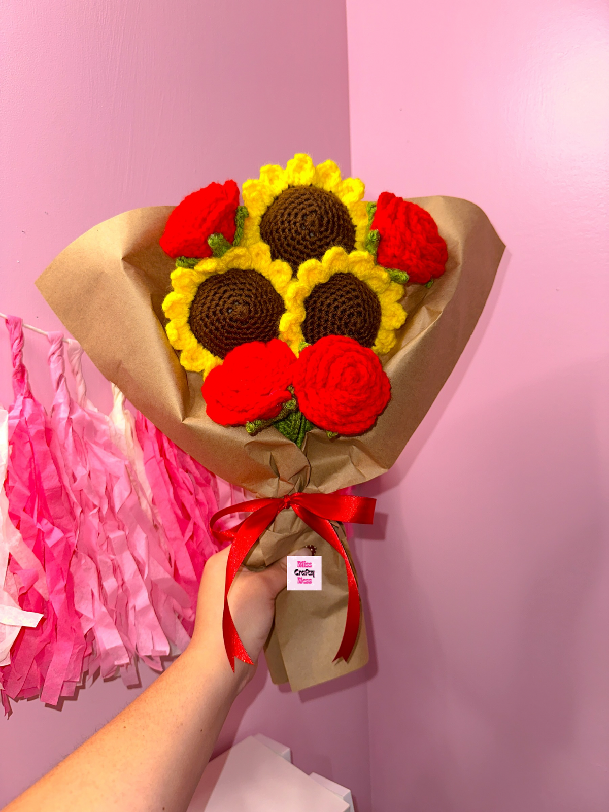Crochet rose/sunflower bouquet